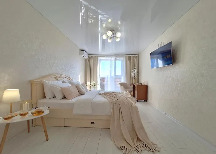 Серце Полтави Двокімнатна Студія У Центрі Міста Мережа Alex Apartments Документи Для Відряджень Безготівковий Розрахунок