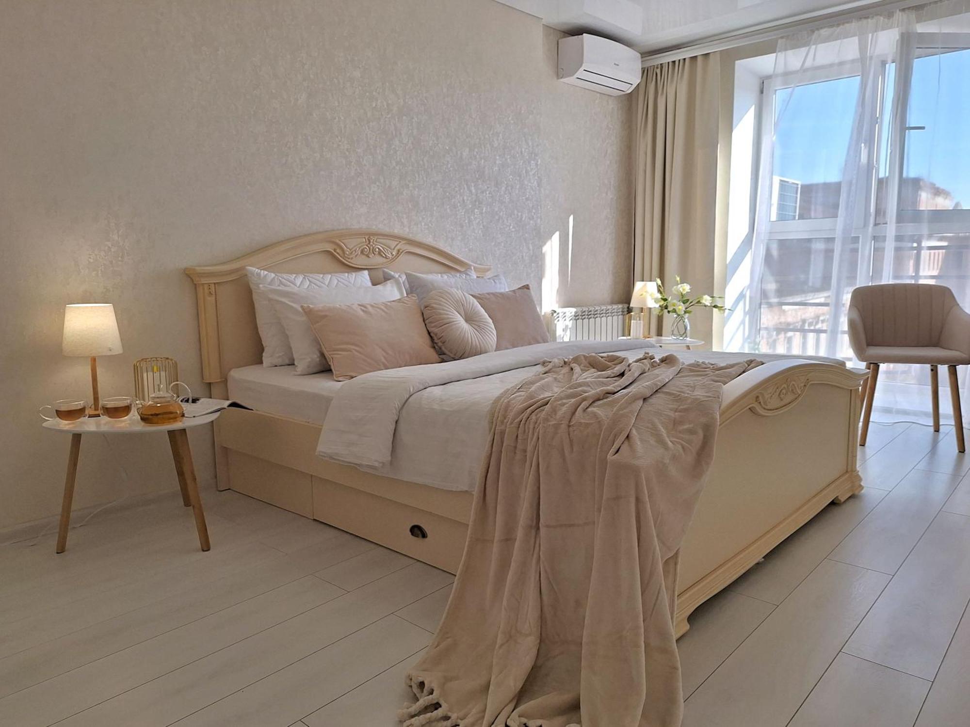 Apartment серце полтави: двокімнатна студія в центрі від Alex